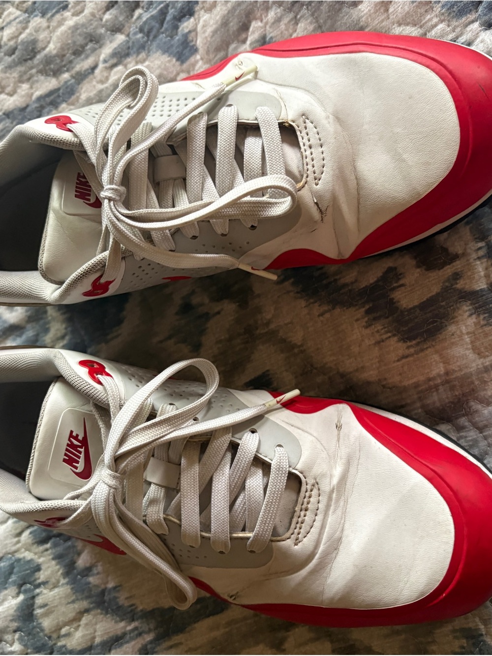 Nike White and Red Men's Athletic Shoes